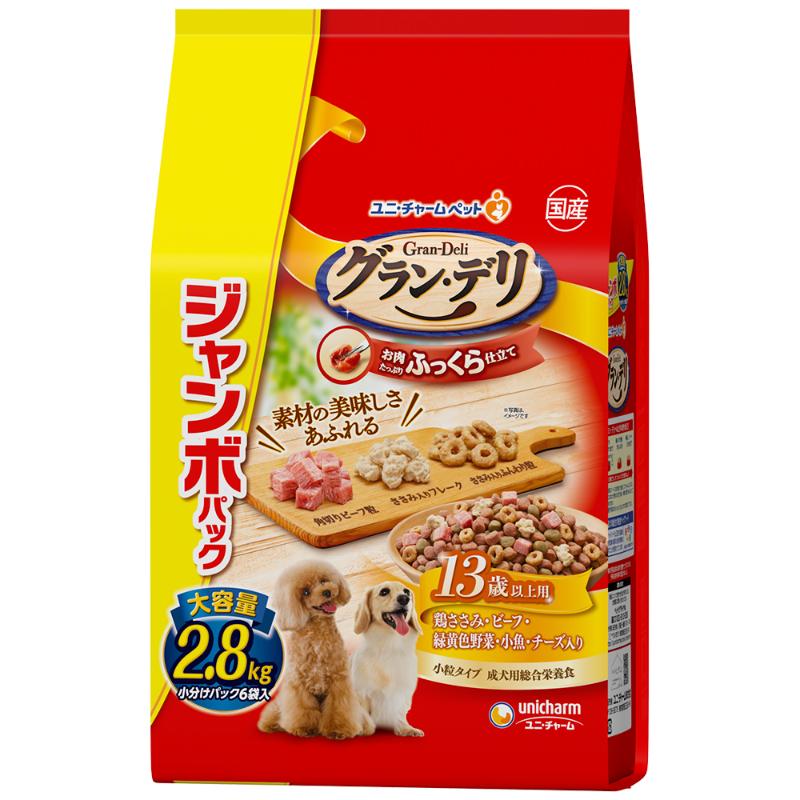 ［ユニ・チャーム］グラン・デリ ふっくら仕立て 13歳以上用 鶏ささみ・ビーフ・緑黄色野菜・小魚・チーズ・角切りビーフ粒入り 2.8kg